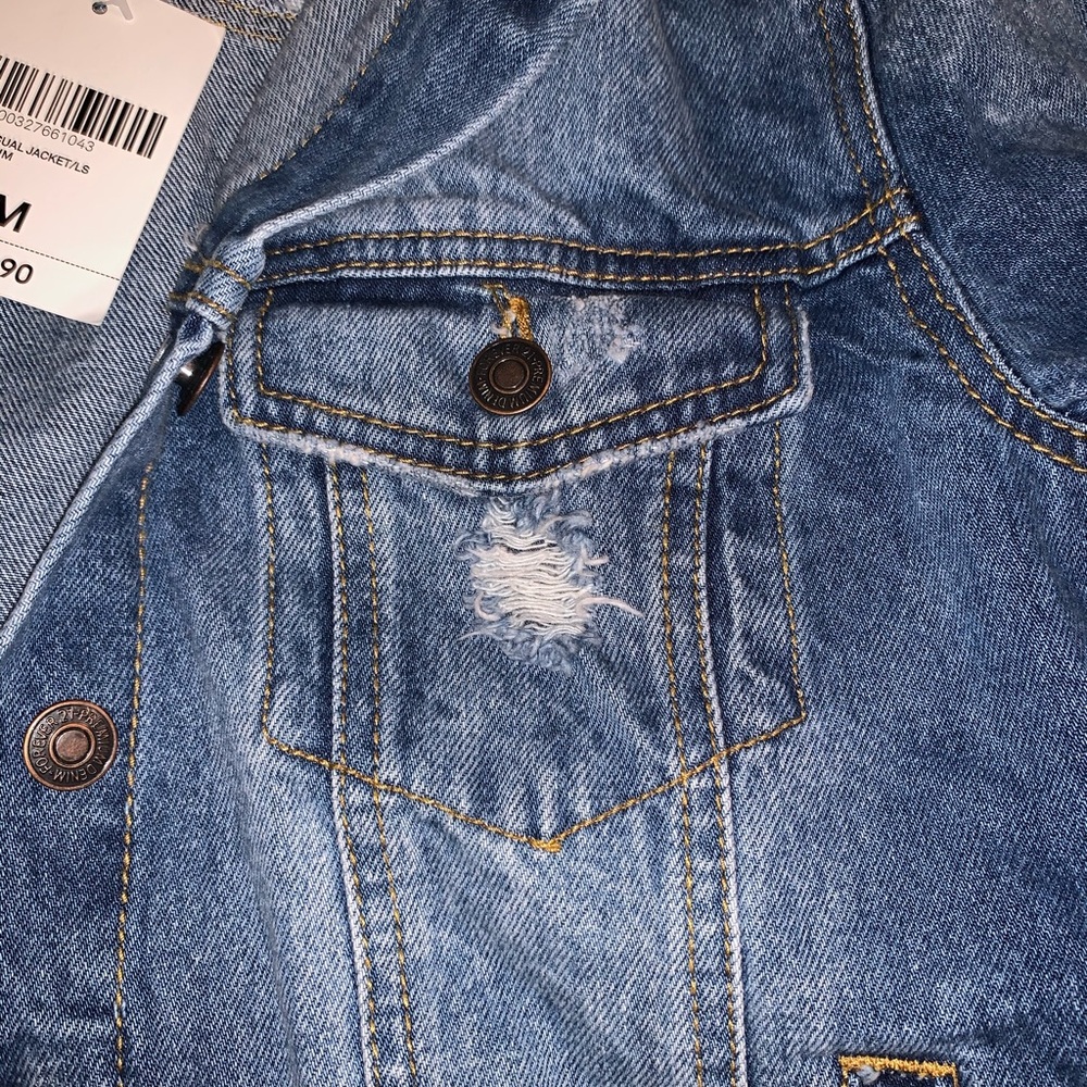 Jean jacket - Picture 3 of 4